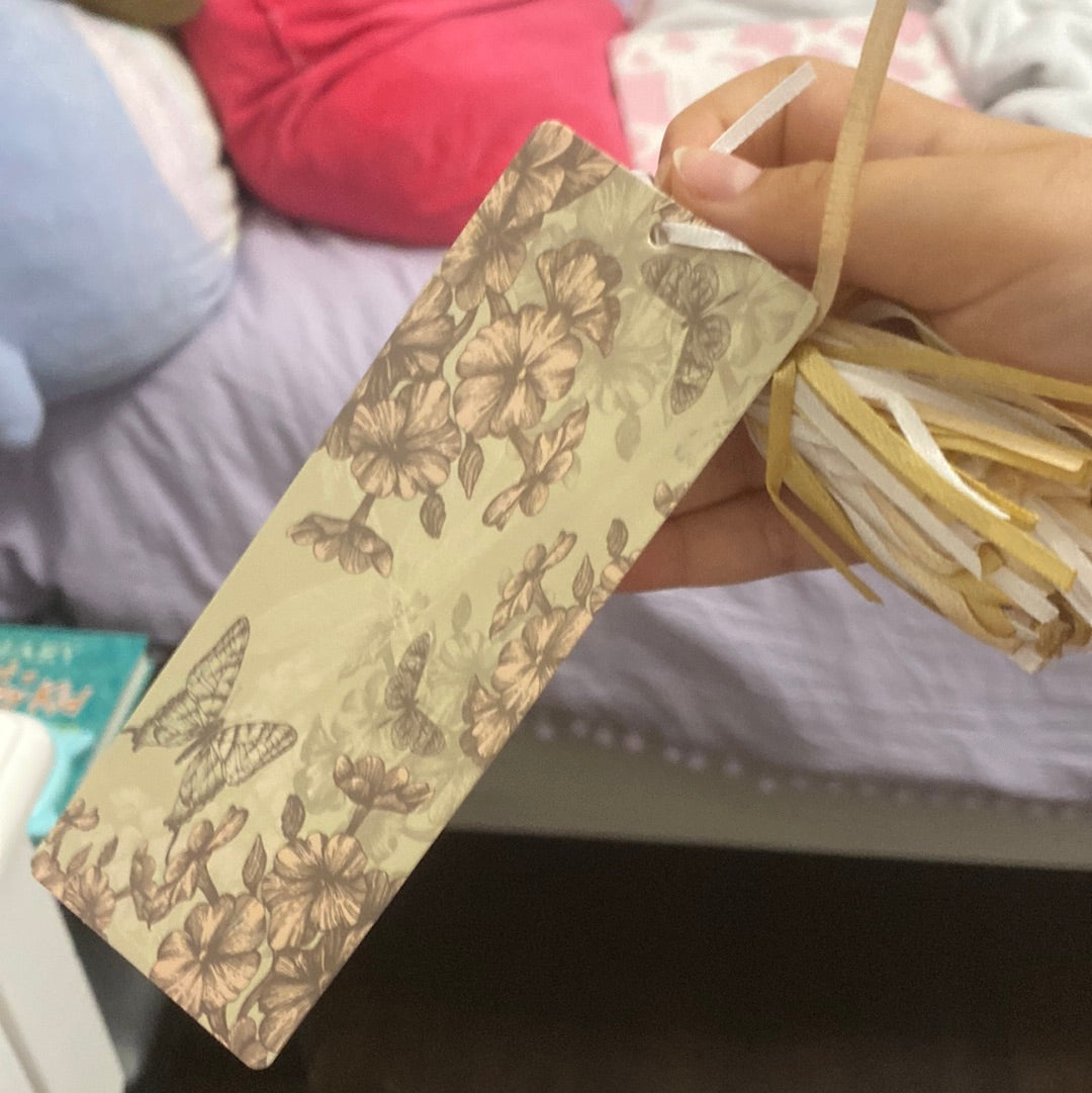 Mystery vintage bookmark!⭐️